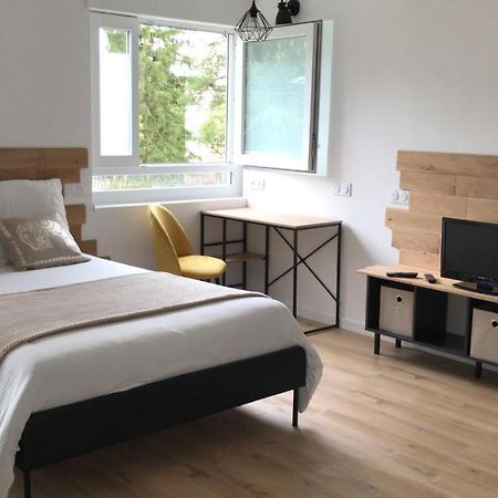 Studio 35M2 Fougeres Luaran gambar